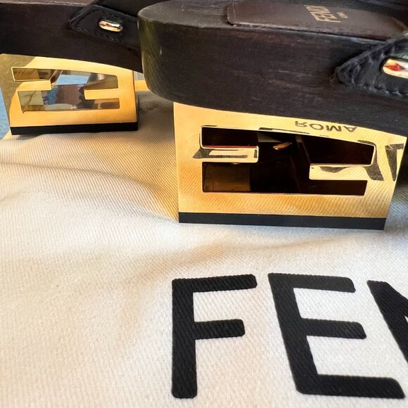 Gorgeous Fendi Black Leather Clog with Gold Studs & Hell - Picture 2 of 5